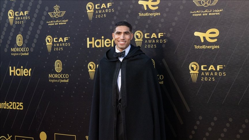 أشرف حكيمي يفوز بجائزة أفضل لاعب في إفريقيا 2025